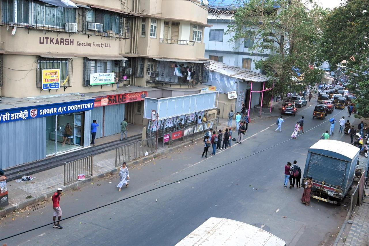 Sagar Dormitory Andheri - Nearest To Andheri Railway Station West 뭄바이 외부 사진