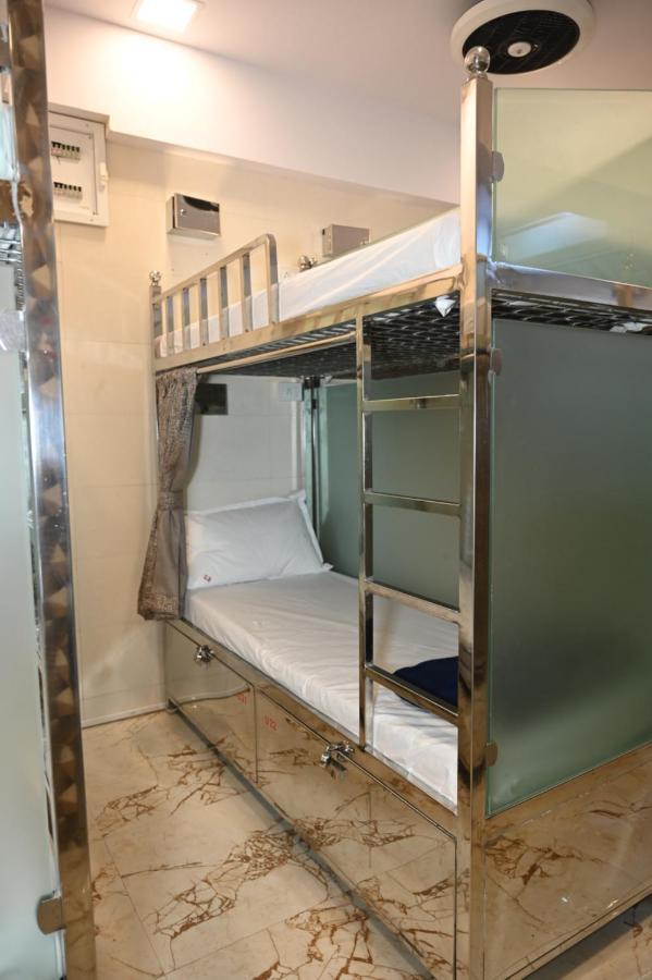 Sagar Dormitory Andheri - Nearest To Andheri Railway Station West 뭄바이 외부 사진