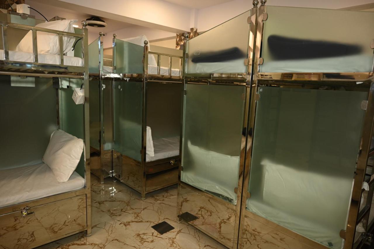Sagar Dormitory Andheri - Nearest To Andheri Railway Station West 뭄바이 외부 사진